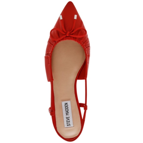 Steve Madden Women's Laylah Pointed-Toe Pleated Slingback Flats - Red Leather - Picture 2 of 3